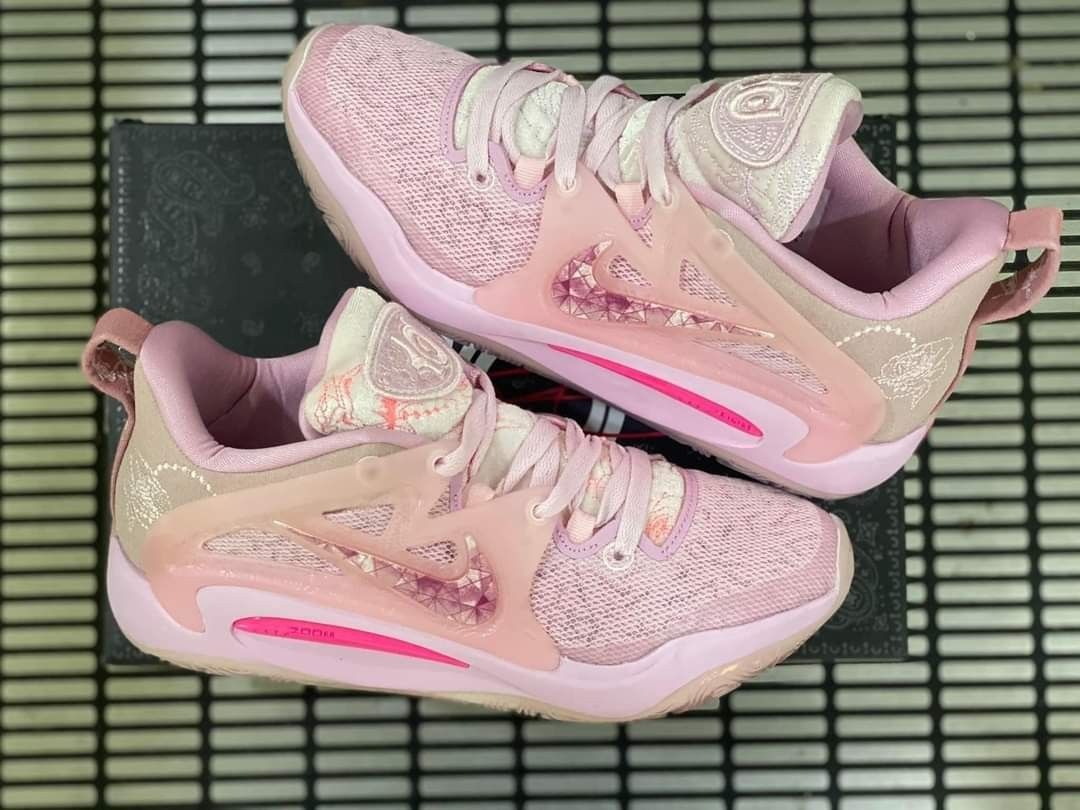 KD 15 AUNT PEARL