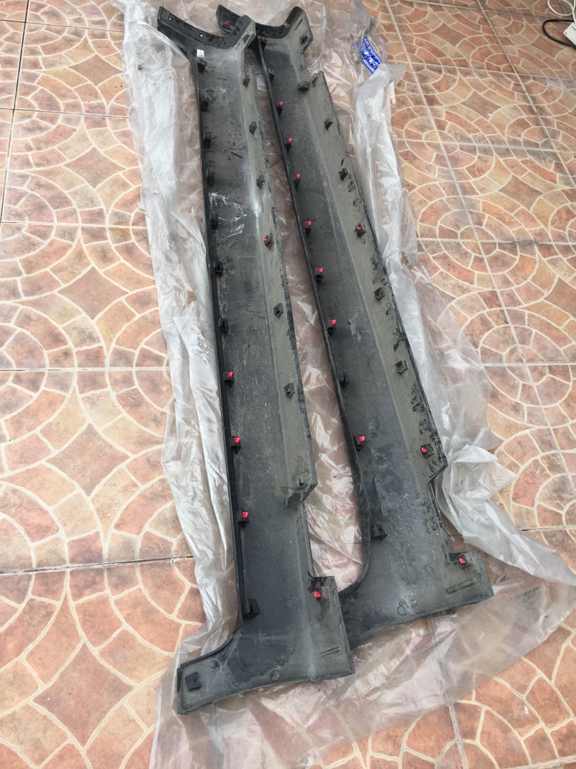 Kia Sportage 2015 Side Skirts on Carousell