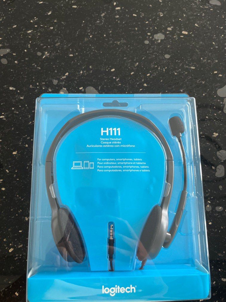 Logitech h111 hotsell ps4