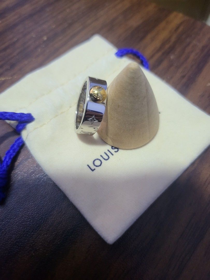 Lot 299 - Louis Vuitton Rose Gold Nanogram Ring