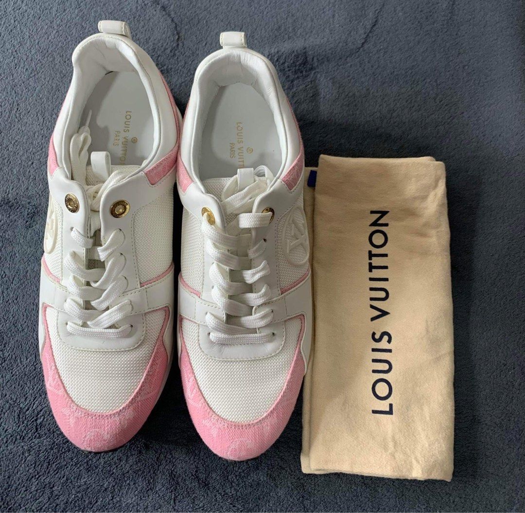 AUTHENTIC LOUIS VUITTON SHOE BOX AND SHOE DUST BAG, Luxury, Sneakers &  Footwear on Carousell