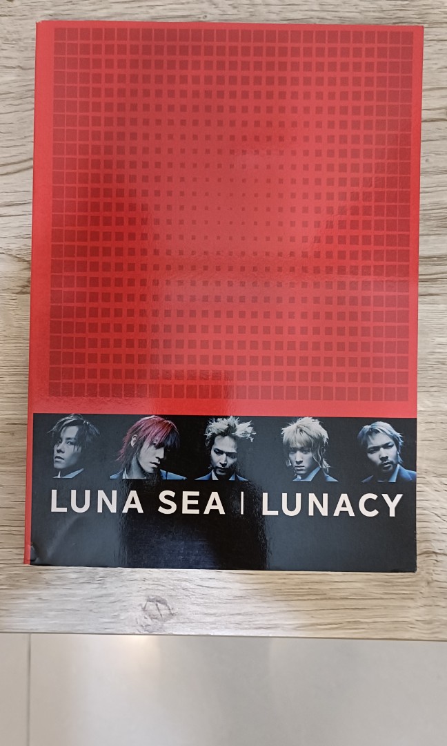Luna sea lunacy guitar album, 興趣及遊戲, 音樂、樂器& 配件, 音樂與