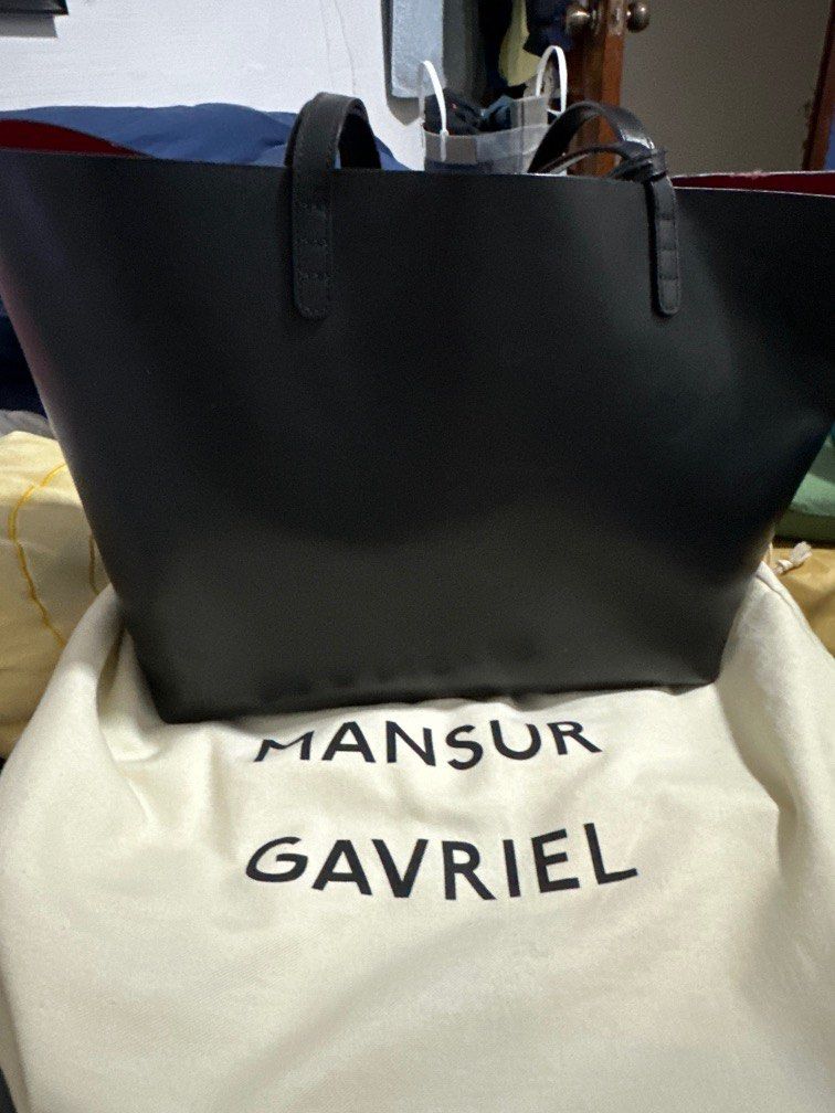 Mansur Gavriel Large Tote in Black/ Flamma, Luxury, Bags & Wallets on  Carousell