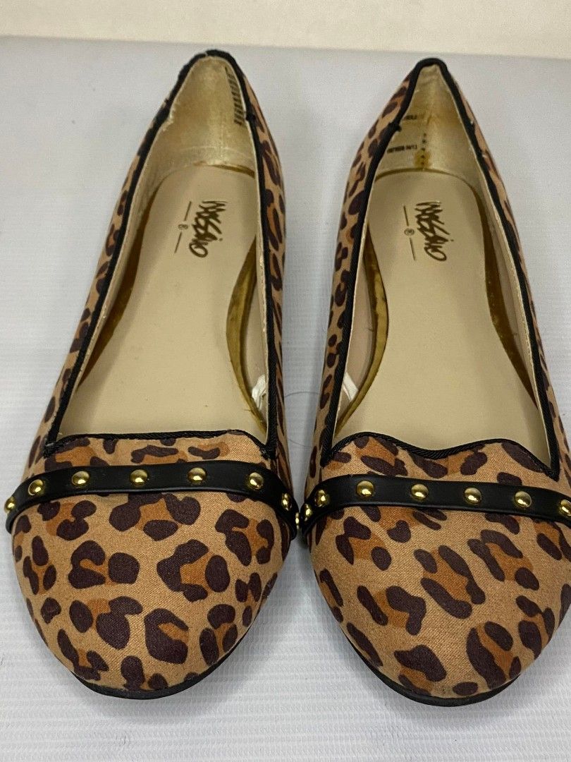Mossimo new arrivals leopard flats