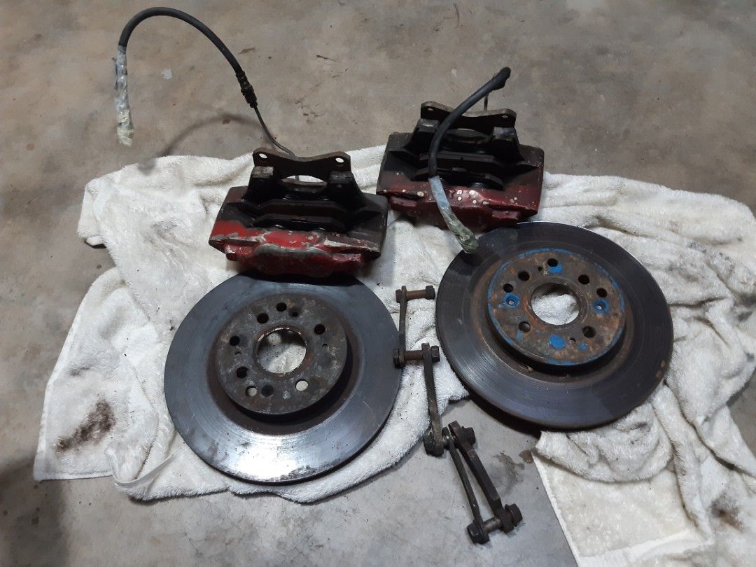 Myvi brake caliper nissan skyline r32 4pot plug&play Myvi 1.3 1.5 twin