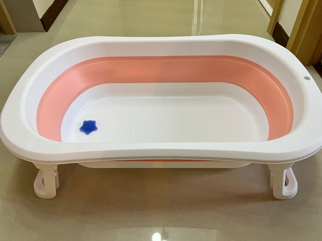 NEW Baby Bath Tub Collapsable, Babies & Kids, Bathing & Changing