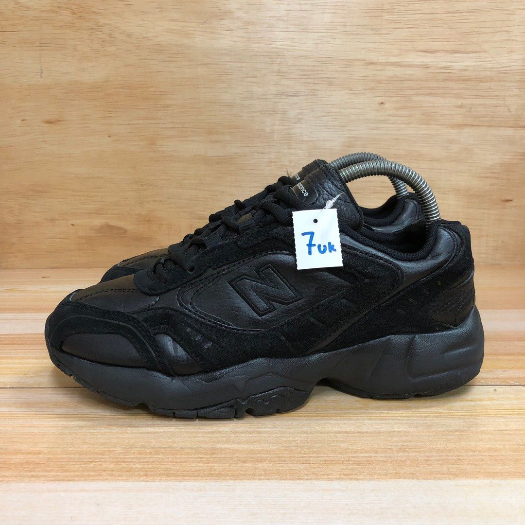 Nb store 452 black