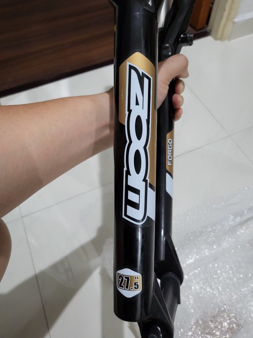 New Zoom fork 27.5, Sports Equipment, Bicycles & Parts, Parts