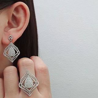 Ni471-6 Diamond Earring and Ring Set