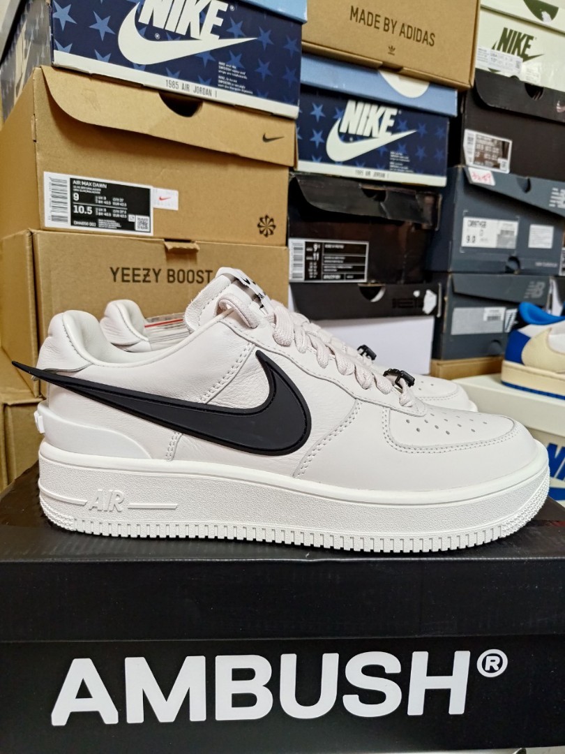 Nike Ambush Air Force 1, 他的時尚, 鞋, 運動鞋在旋轉拍賣