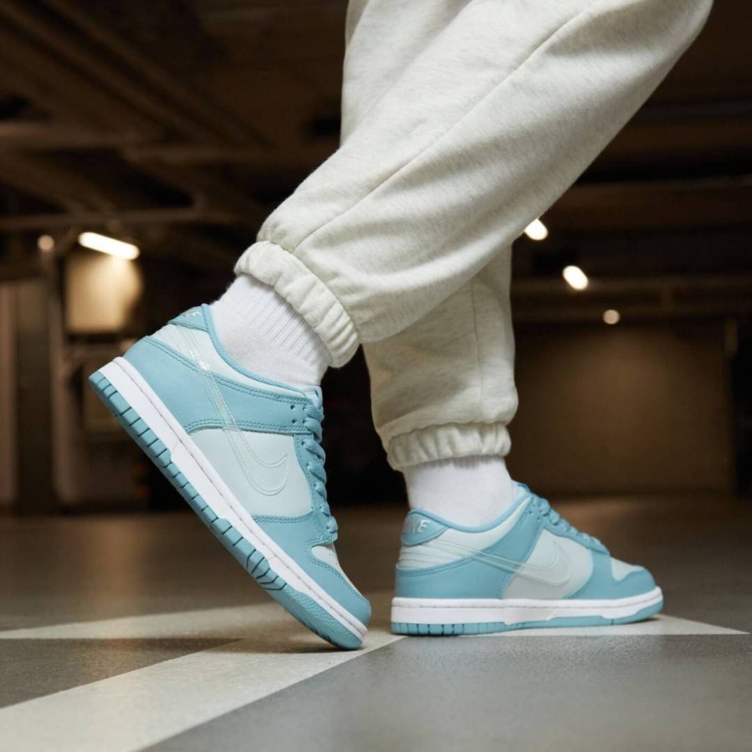 nike dunk aura blue