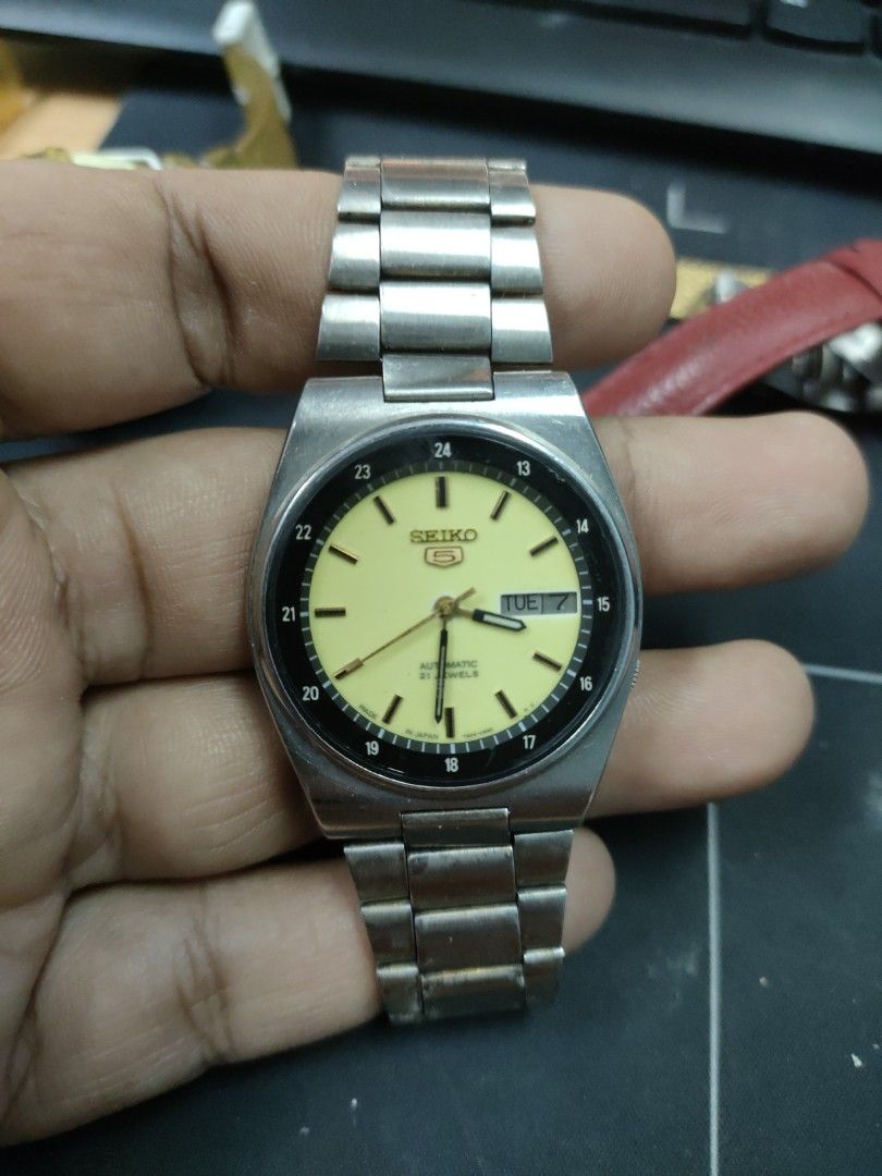 Not Working) Vintage Seiko automatic , Men's Fashion, Watches &  Accessories, Watches on Carousell