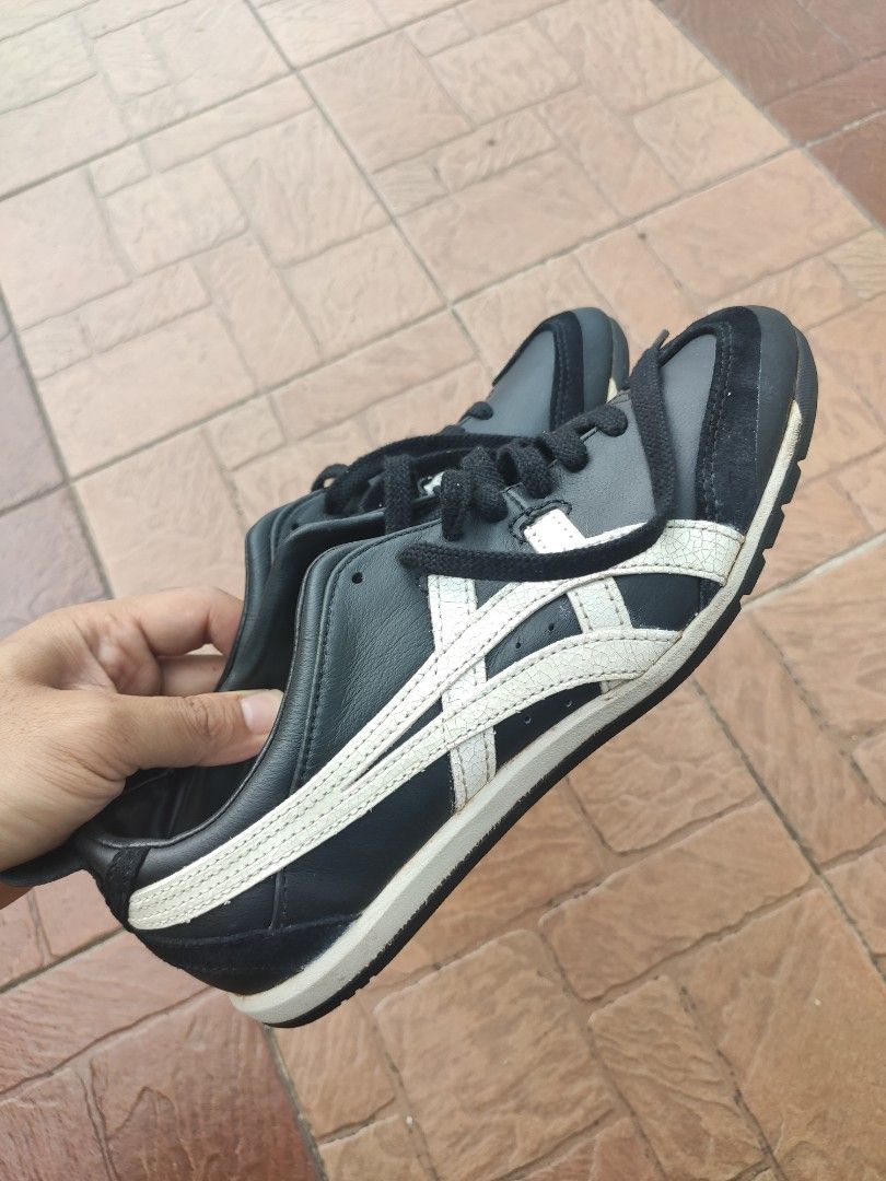 Onitsuka tiger Women s Fashion Footwear Sneakers on Carousell