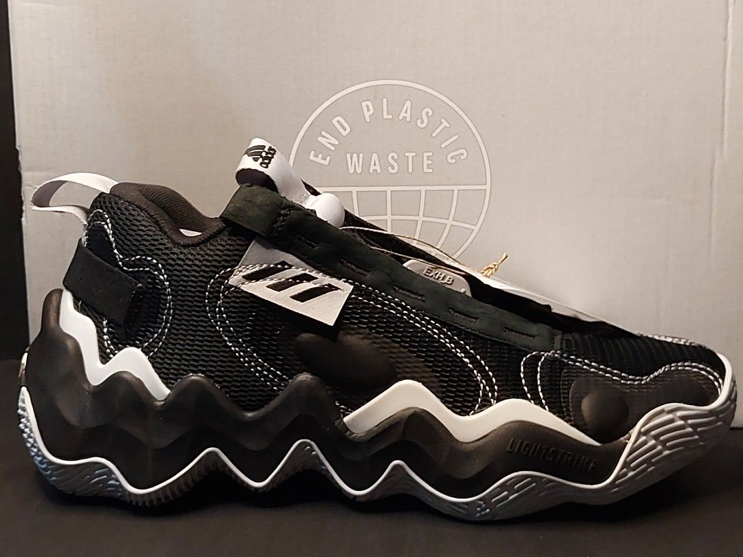 Orig Adidas US 7.5 mens Euro 40