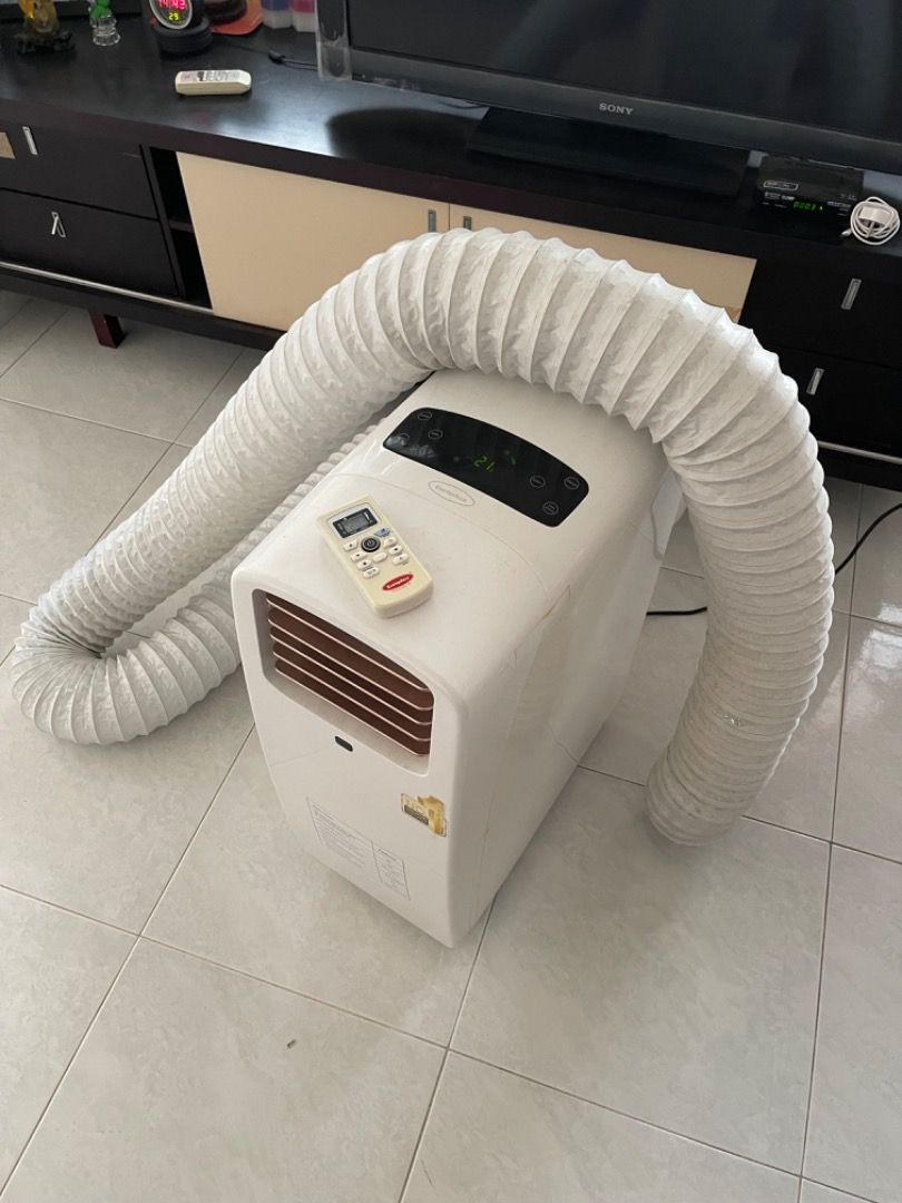 Portable Aircon selling cheap. EuropAce EPAC 12T2 Portable Aircon., TV