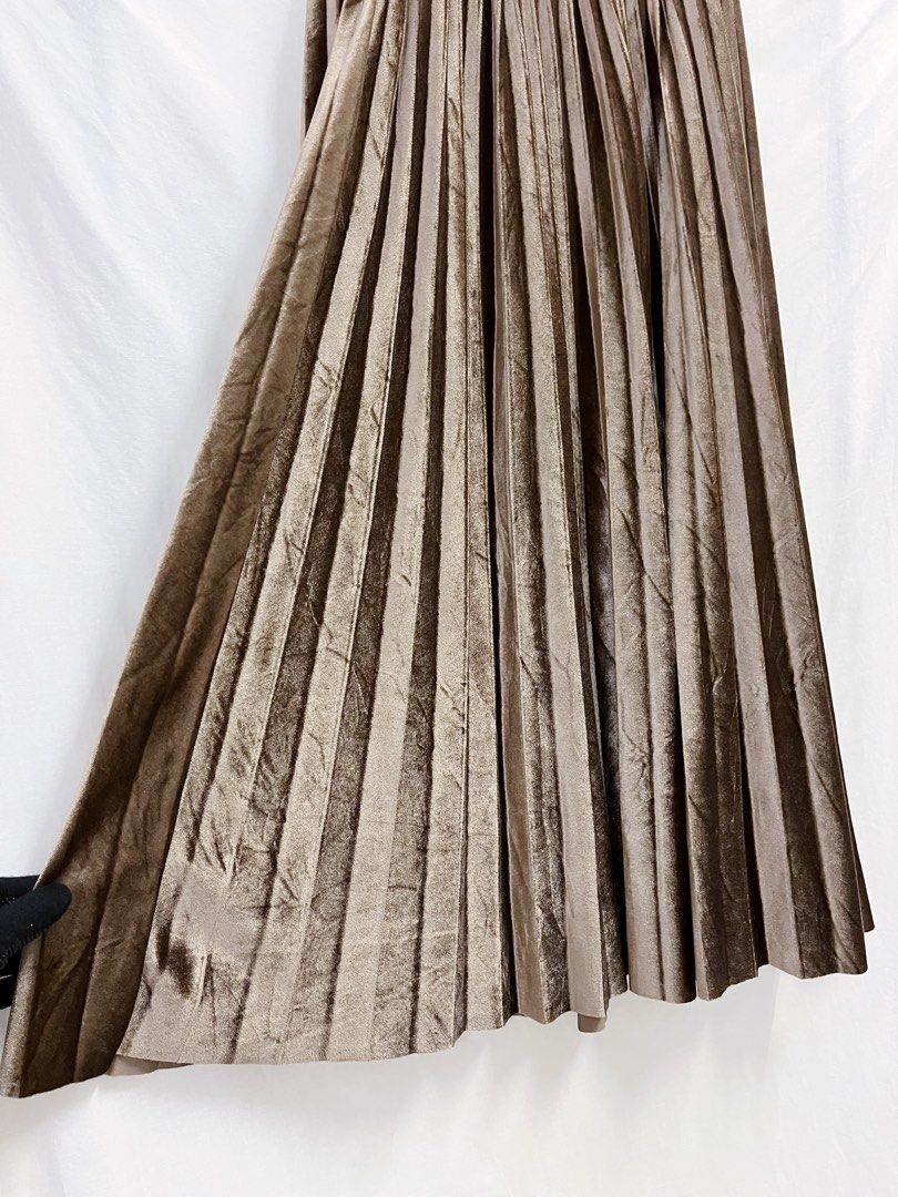 Cute brown velvet skirts discount
