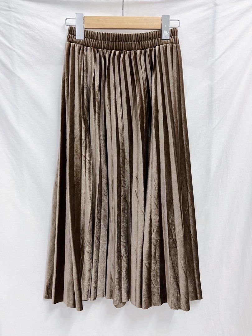 Cute brown hotsell velvet skirts