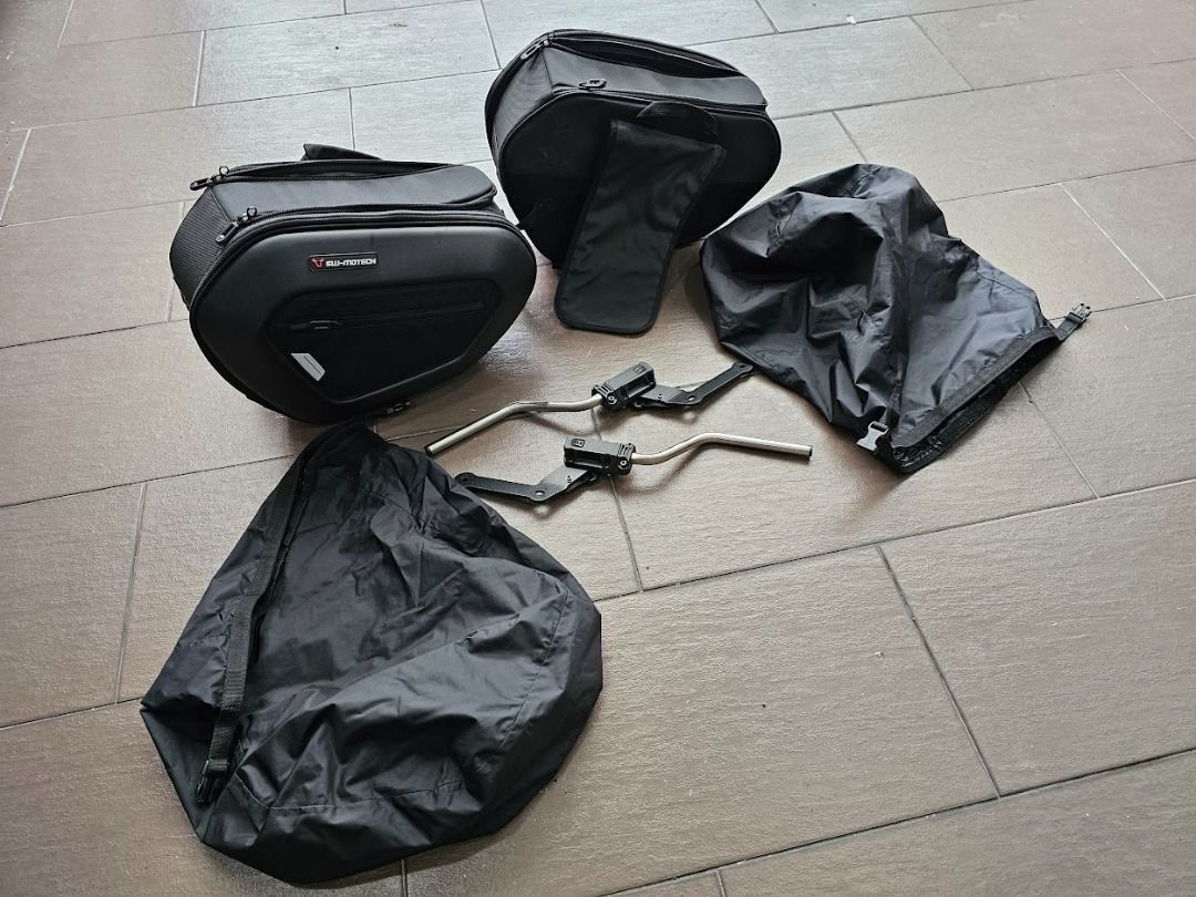 SW MOTECH PRO BLAZE H saddlebag set. Black. Triumph Trident 660 21 Motorbikes on Carousell