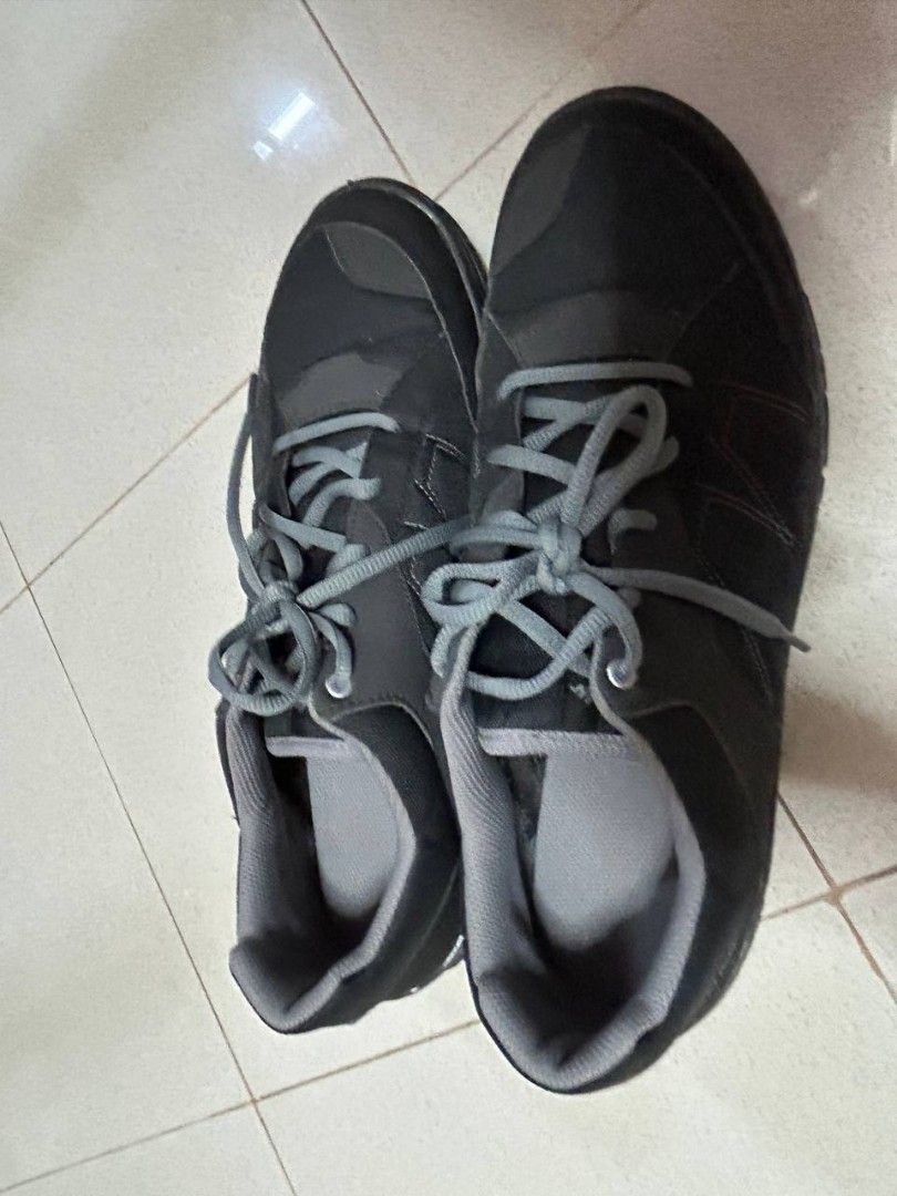 Quechua footwear shop