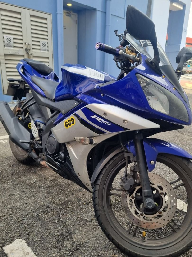 Yamaha r1 deals v1