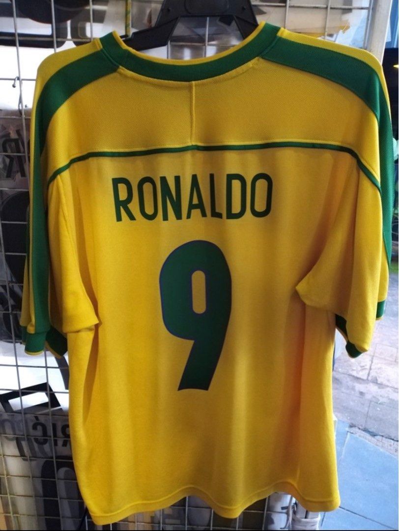 Rare Vintage Nike Ronaldo R9 T-shirt Football Soccer Yellow Shirt
