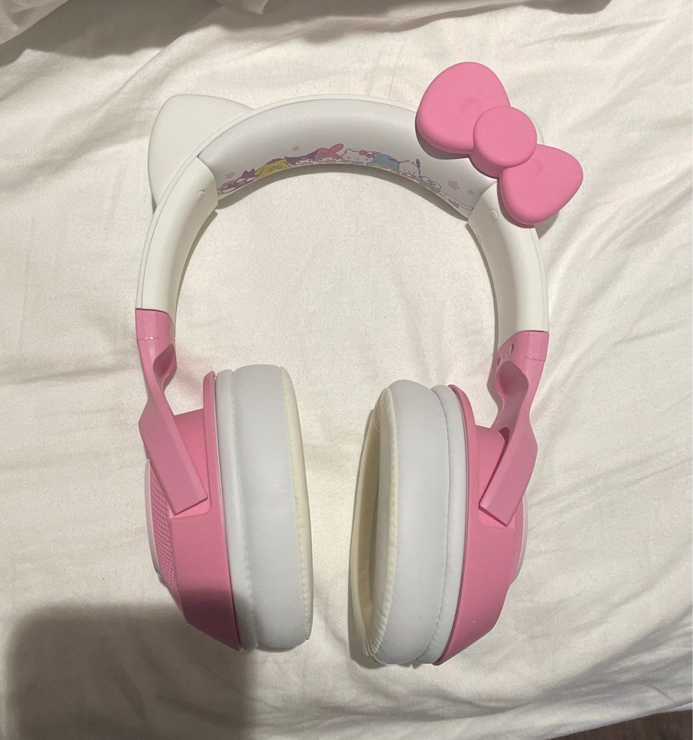 razer sanrio kraken bt headphones, Audio, Headphones & Headsets on