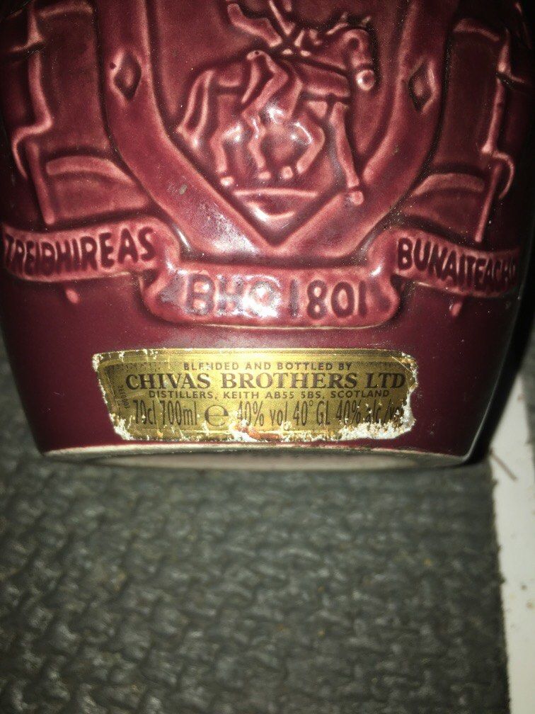 Royal Salute Empty bottle Vintage (Category: Vintage Collectibles) located in Quezon City. Submitted by neverfoundland (Listing ID 1224504390, Image 3). Description: 1984 Royal Salute Empty bottle Vintage .