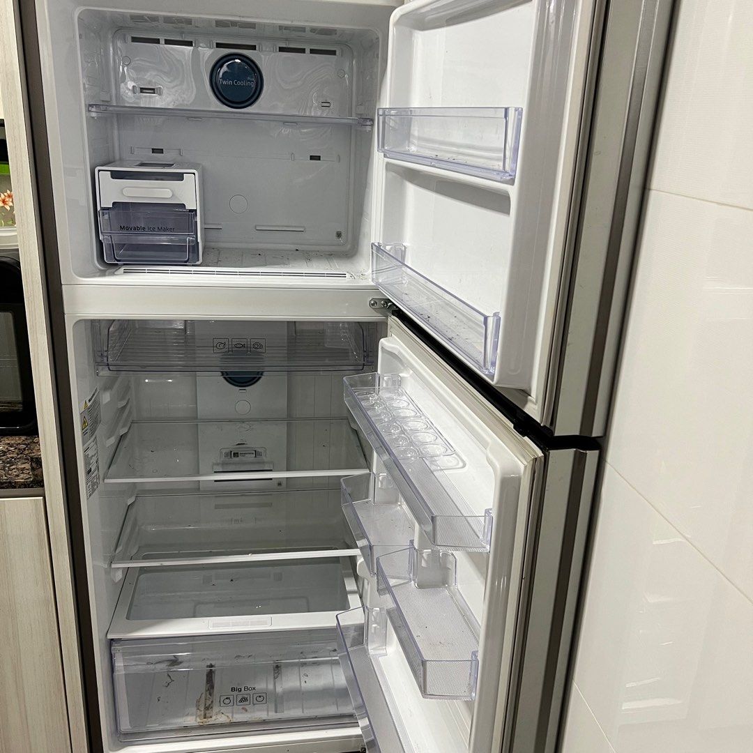 Samsung Fridge Twin Cooling Plus, TV & Home Appliances, Kitchen