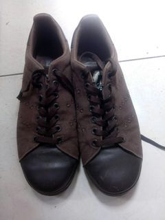 sepatu adidas stan smith no 43 kondisi  bagus