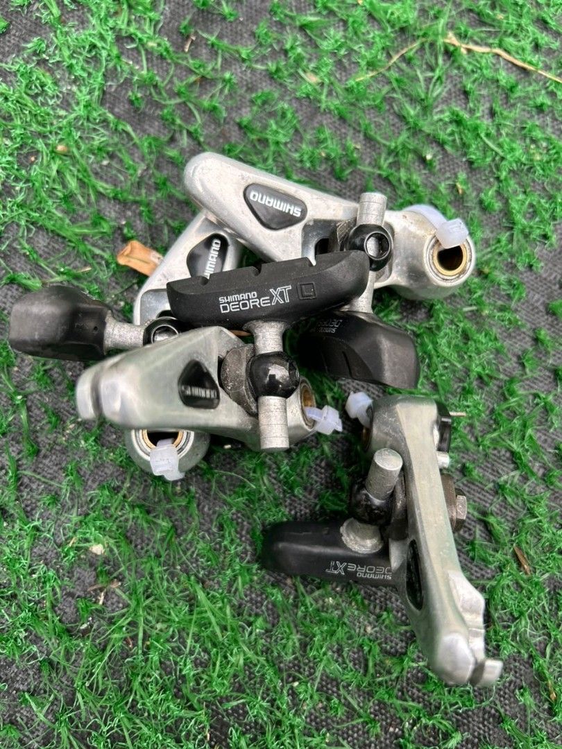 Shimano deore xt cantilever brakes clearance