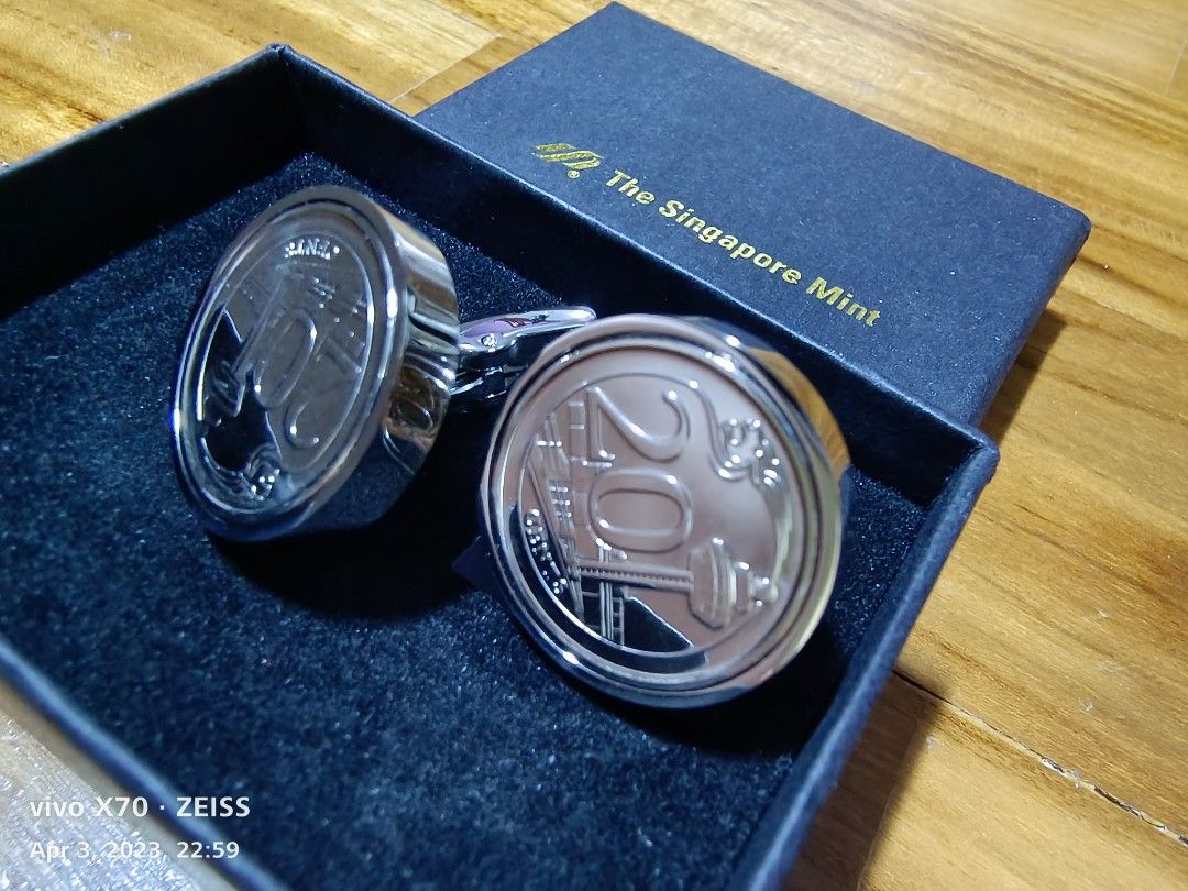 Singapore Silver coin cufflinks ,Singapore emblem, 20 Cents,20mm., Men
