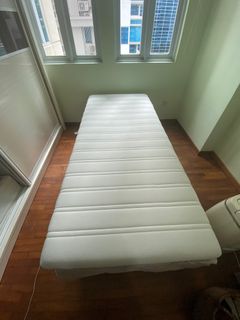 (Category: ) located in . Submitted by clarisee (Listing ID 1224418257, Image 1). Description: .