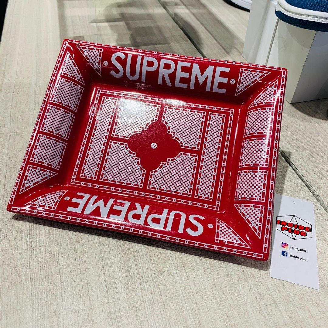 Supreme Hermes SS12 Ceramic Classic Ash Tray Red (Category: Vintage Collectibles) located in Quezon City. Submitted by inside_plug (Listing ID 1224401360, Image 1). Description: For other available Supreme items, you can visit our Instagram page Inside_plug and visit our physical store Located on 2nd floor of Ayala Mall Vertis North AVA showroom (infront of watsons).