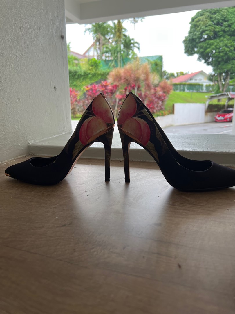 Reiss heels deals