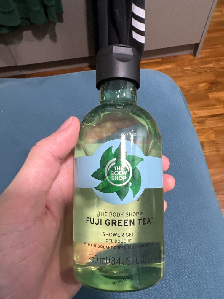 The Body Shop Fuji Green Tea Shower Gel 250ml, Beauty & Personal Care