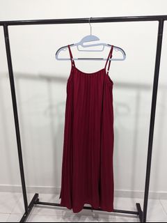 The Closet Lover - Maroon Pleated Midi Dress (Size S)