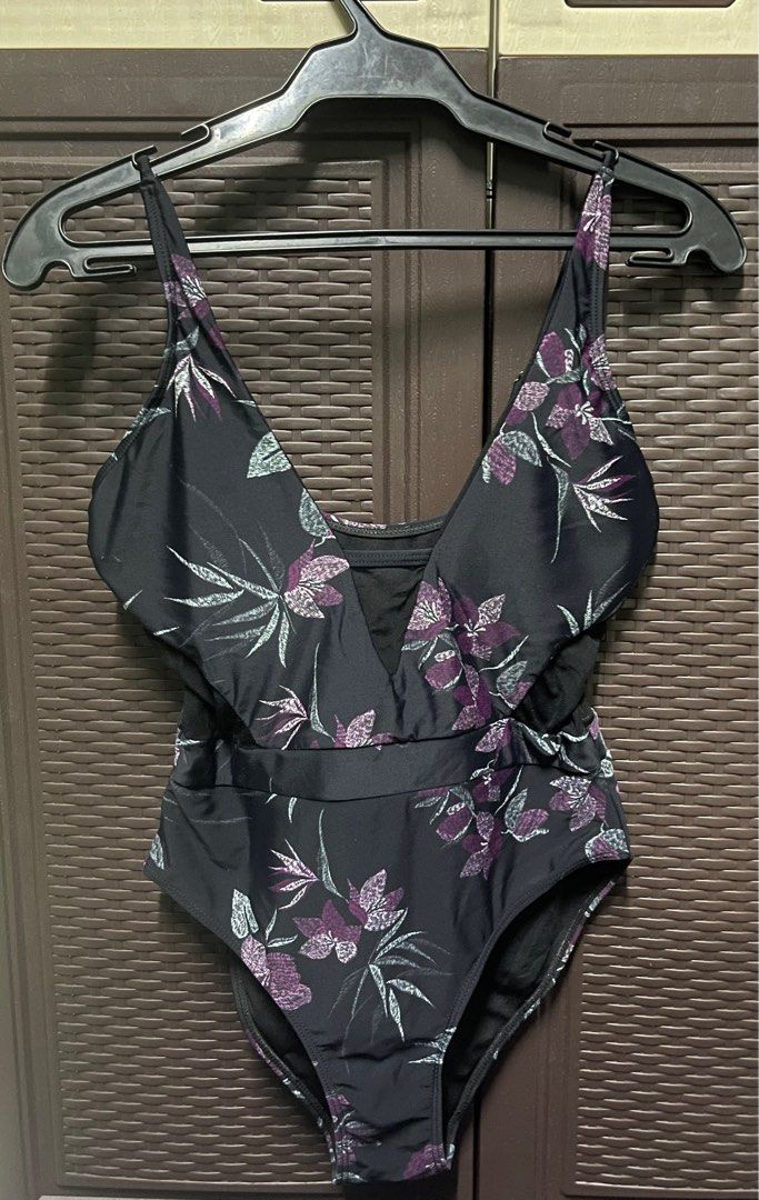 Tinibikini swimwear shop one piece