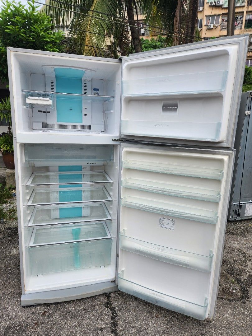 toshiba fridge 2 door, TV & Home Appliances, Kitchen Appliances ...