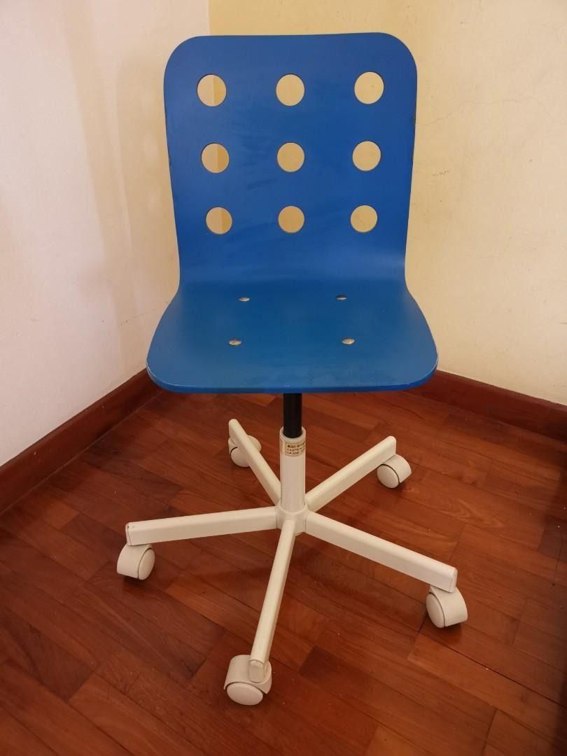 Jules children's desk chair clearance