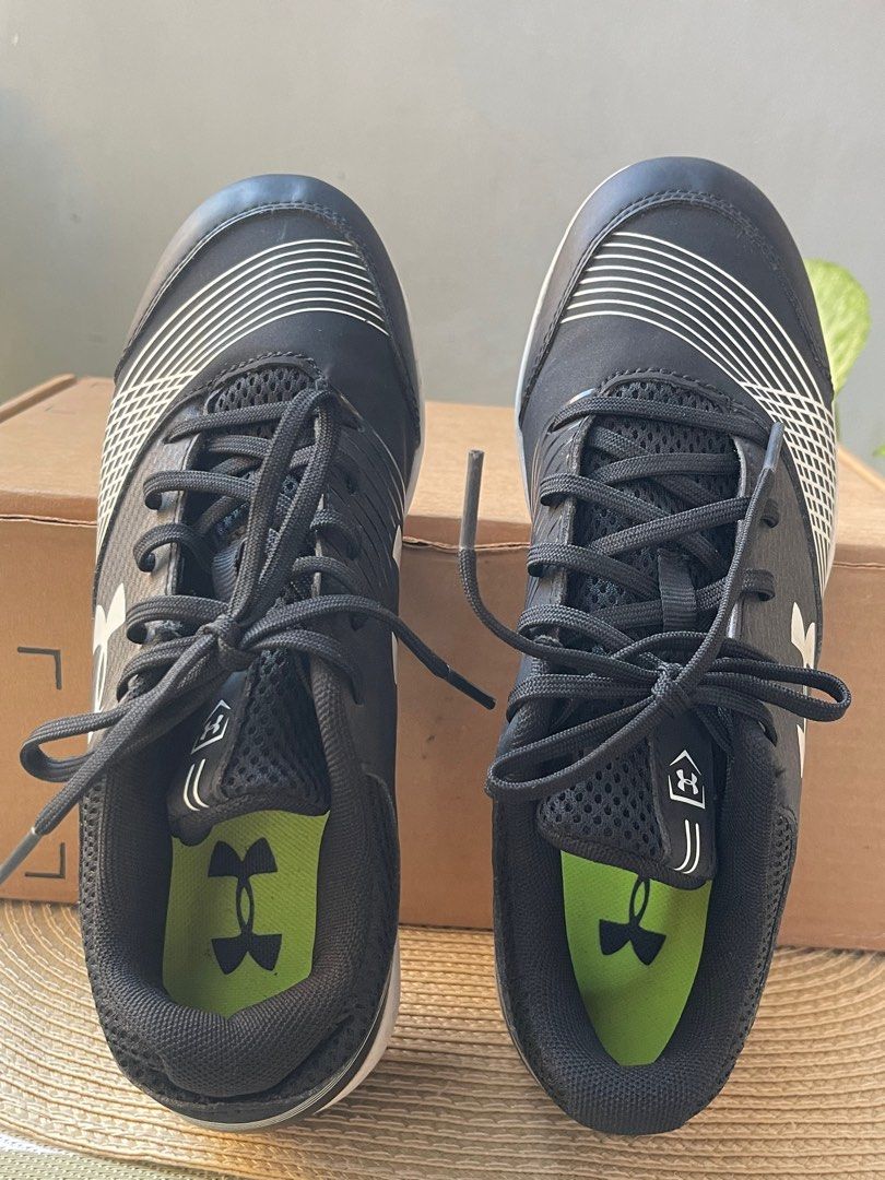 Under armour memory foam sneakers store