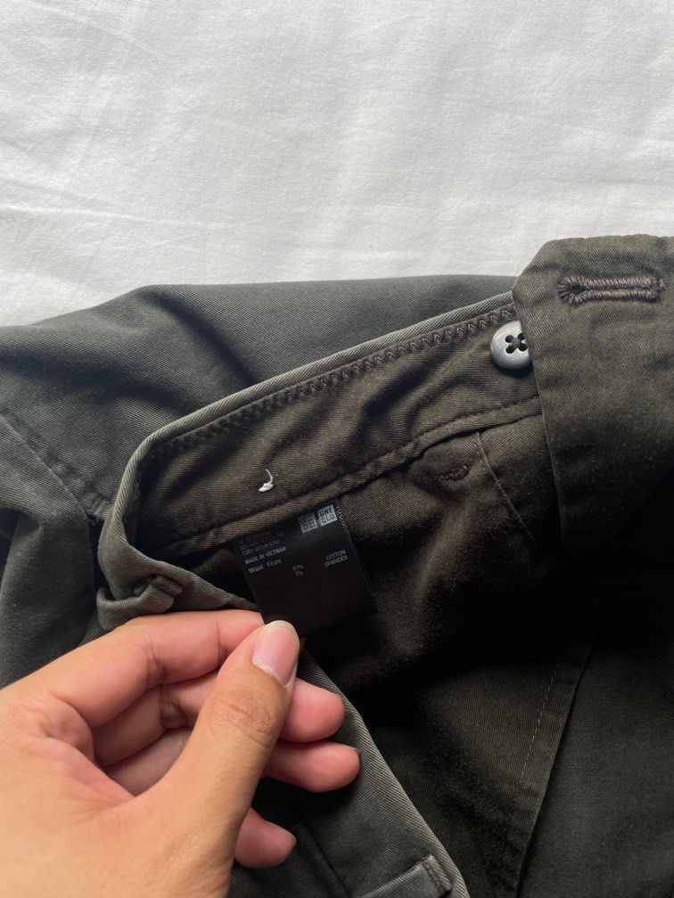 Uniqlo Chino Pants Olive (Category: Chinos) located in Antipolo. Submitted by aljon2134 (Listing ID 1224411204, Image 3). Description: Size 36 .