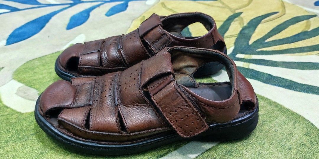Valentino Rudy sandal, Men's Fashion, Footwear, Flipflops and Slides on  Carousell