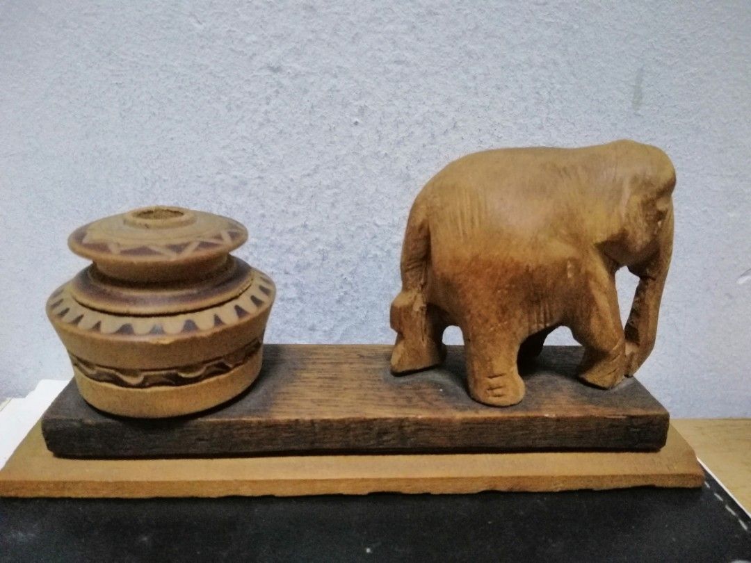 Vintage Teak Wood Elephant, Hobbies & Toys, Collectibles & Memorabilia