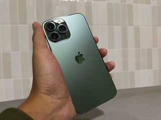 (Category: ) located in . Submitted by heyarnoldyouarecute (Listing ID 1224349905, Image 1). Description: .