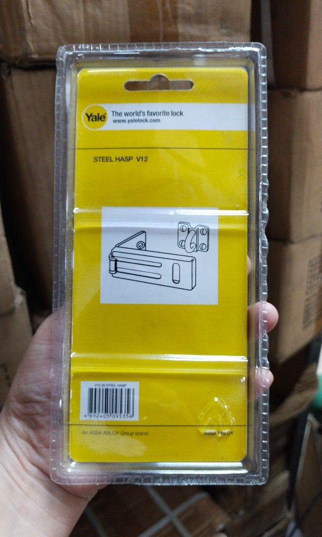 Yale safety hasps (master type) reinforced v12.45 41/2" on Carousell