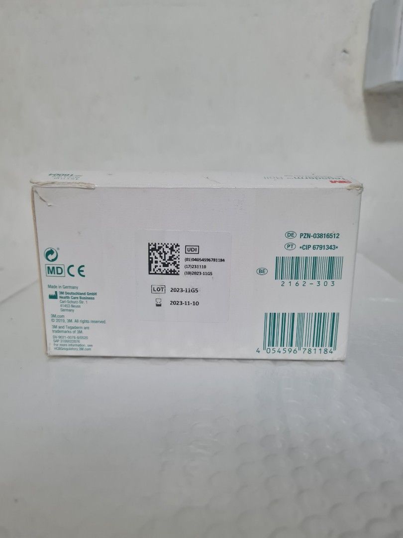 3M Tegaderm Roll 16004, Health & Nutrition, Medical Supplies & Tools on