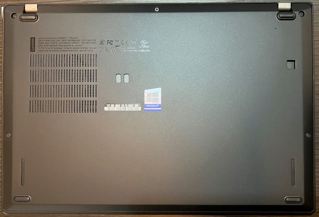 98%新Lenovo Thinkpad X280 / i5-8250u / 8GB / 全新256G SSD / 12.5吋