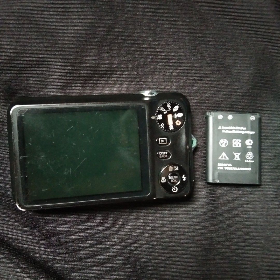 [ RARE ] FUJIFILM DIGITAL CAMERA (Category: Cameras) located in Baguio. Submitted by vintd (Listing ID 1229317944, Image 3). Description: Fujifilm FinePix JV100 Digital Camera (black) •12 MP •3.0 Optical Zoom •Flash working •All modes working •Ready to use digicam •Inclusions: Camera Unit, original battery, camera strap •Uses universal charger •No return/refund •Fixed price •MOD: LBC •MOP: Gcash, Bank transfer, Palawan Express or COD via LBC °Dm 