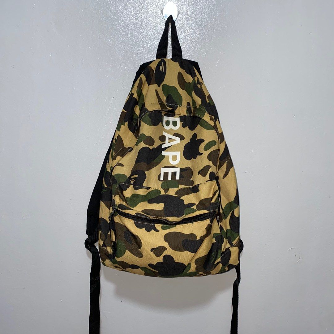 A BATHING APE on Carousell