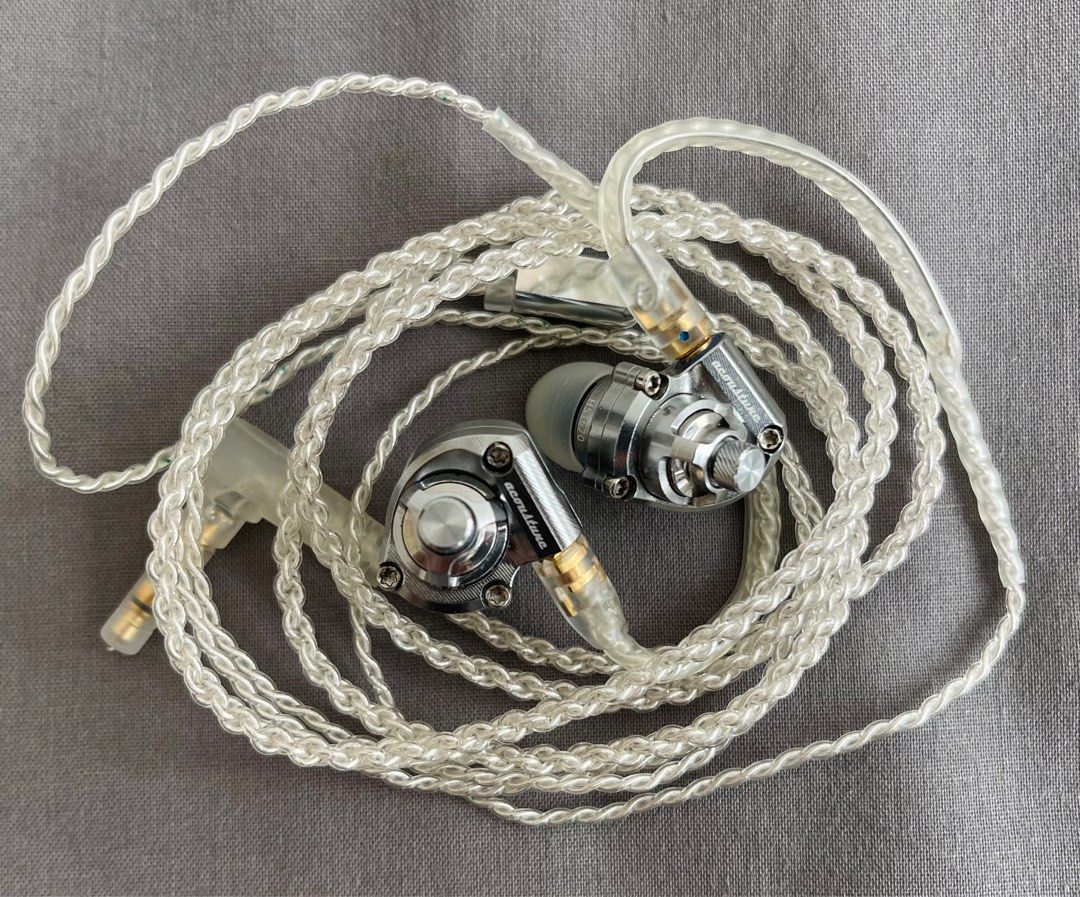 Acoustune HS1670SS IEM Earphones with 3 cables, case, tips